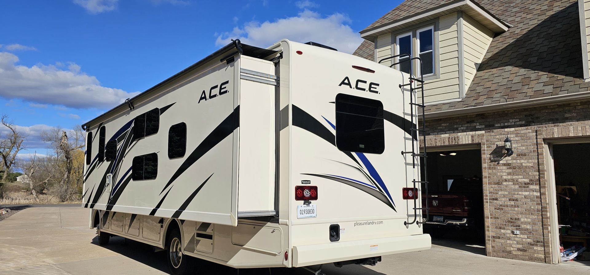 Photo 2 - 2022 Thor Class A Motorhome rental photo 6