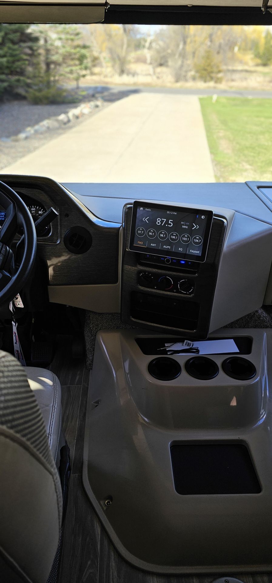 Photo 3 - 2022 Thor Class A Motorhome rental photo 19