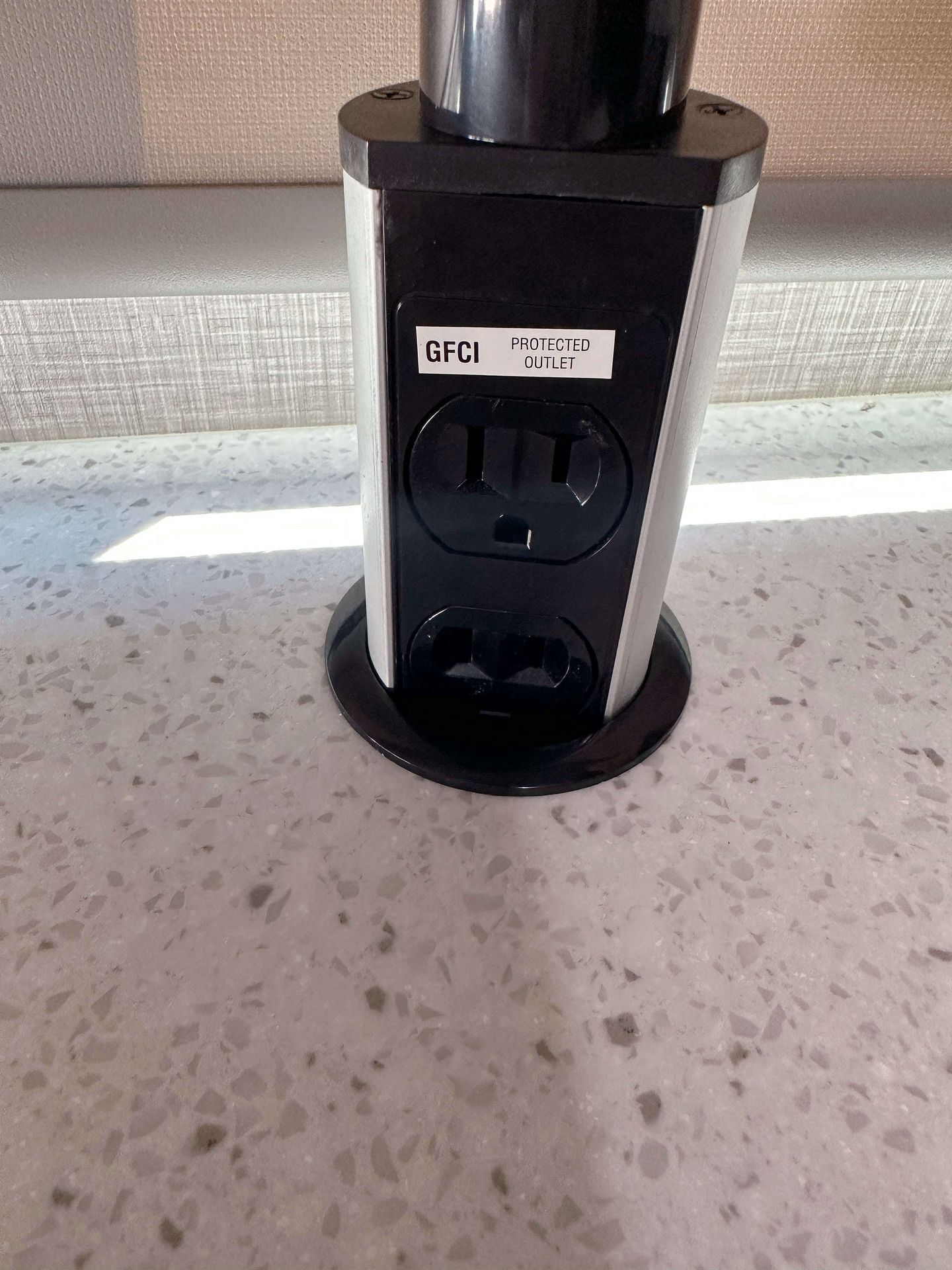 Photo 15 - 2023 Thor Motor Coach Class C Motorhome rental photo 17