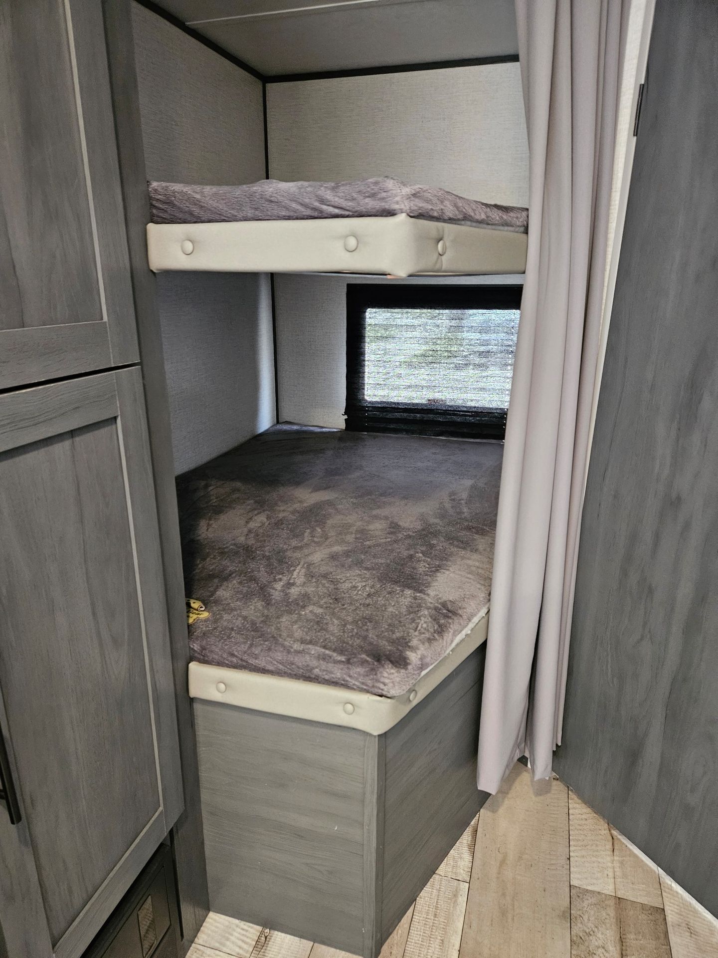 Photo 3 - 2022 Dutchman Travel Trailer rental photo 5