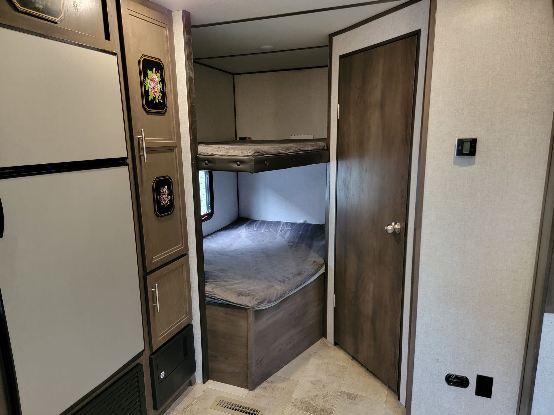 Photo 5 - 2018 Dutchmen Travel Trailer rental photo 4