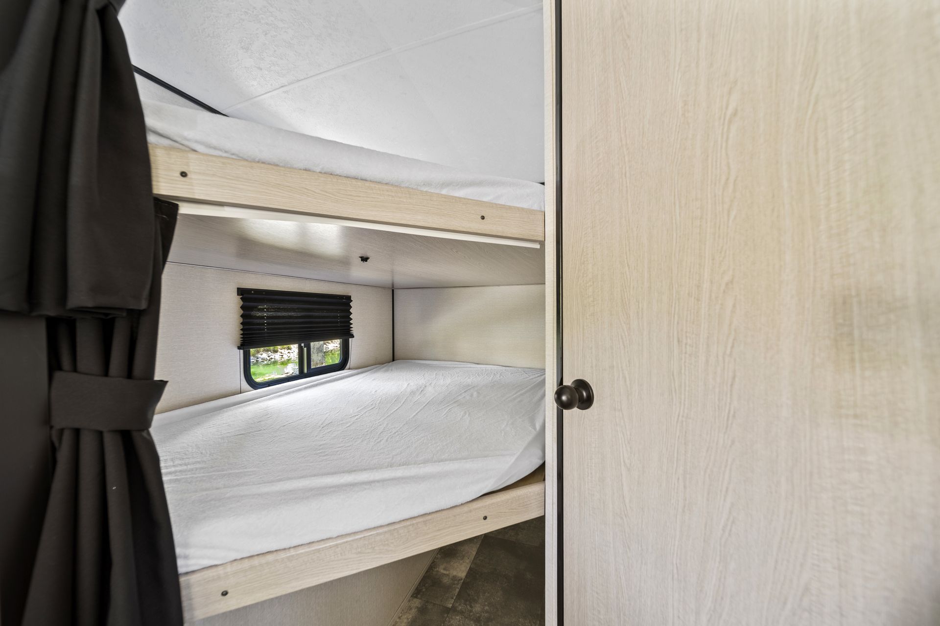 Photo 3 - 2022 Coachmen Travel Trailer rental photo 9