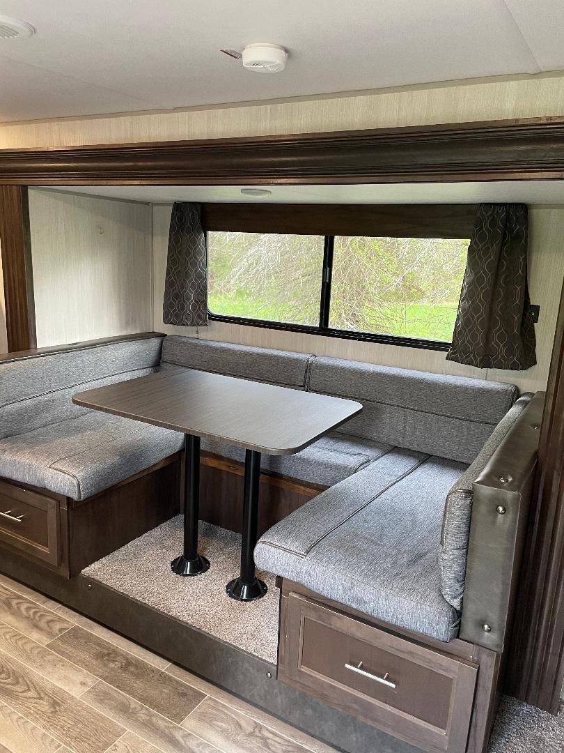 Photo 6 - 2019 Forest River Toy Hauler rental photo 8