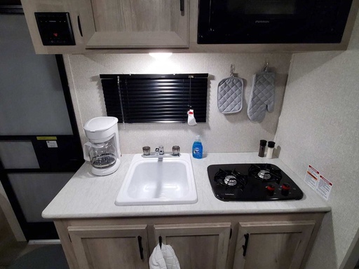 2022 K-Z Sportsmen Classic Travel Trailer for rent in Sioux Falls, SD
