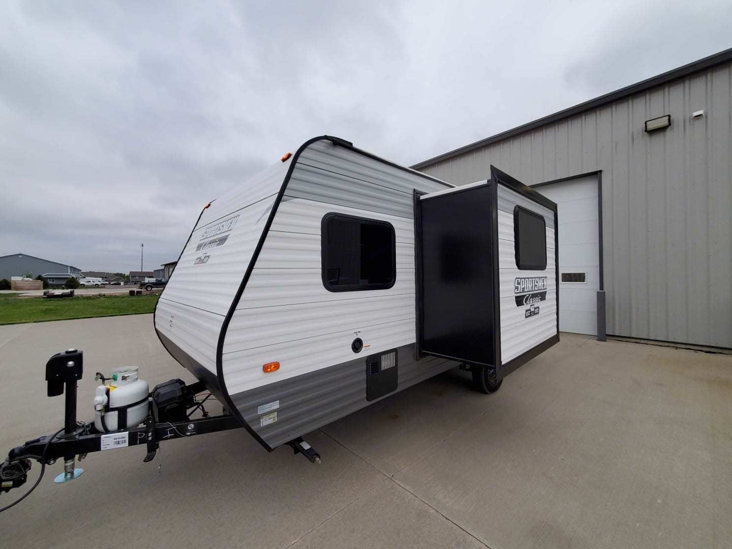 Photo 4 - 2022 K-Z Travel Trailer rental photo 6
