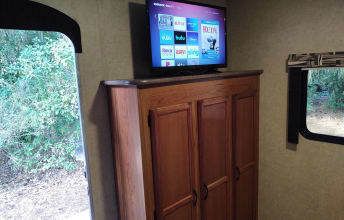 Photo 8 - 2016 Starcraft Travel Trailer rental photo 10
