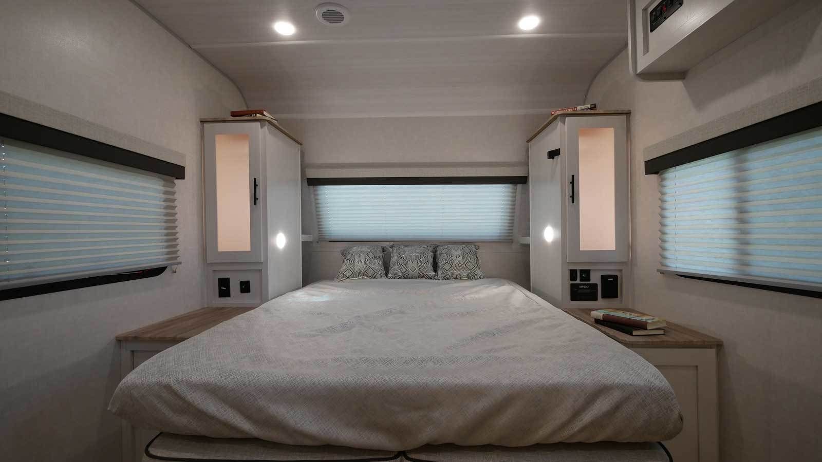 Photo 5 - 2023 Forest River Travel Trailer rental photo 7