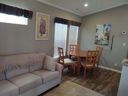 Photo 4 thumbnail 6