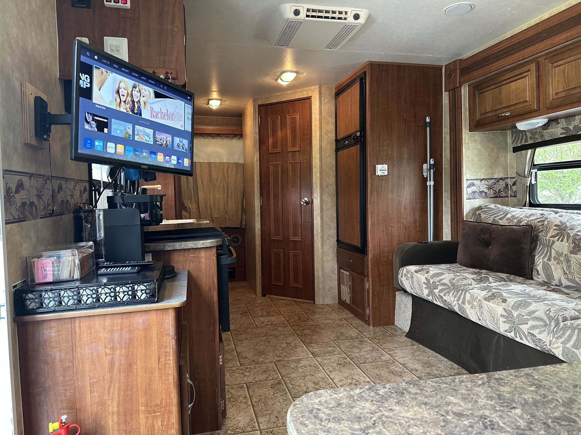 Photo 5 - 2010 Jayco Other rental photo 15