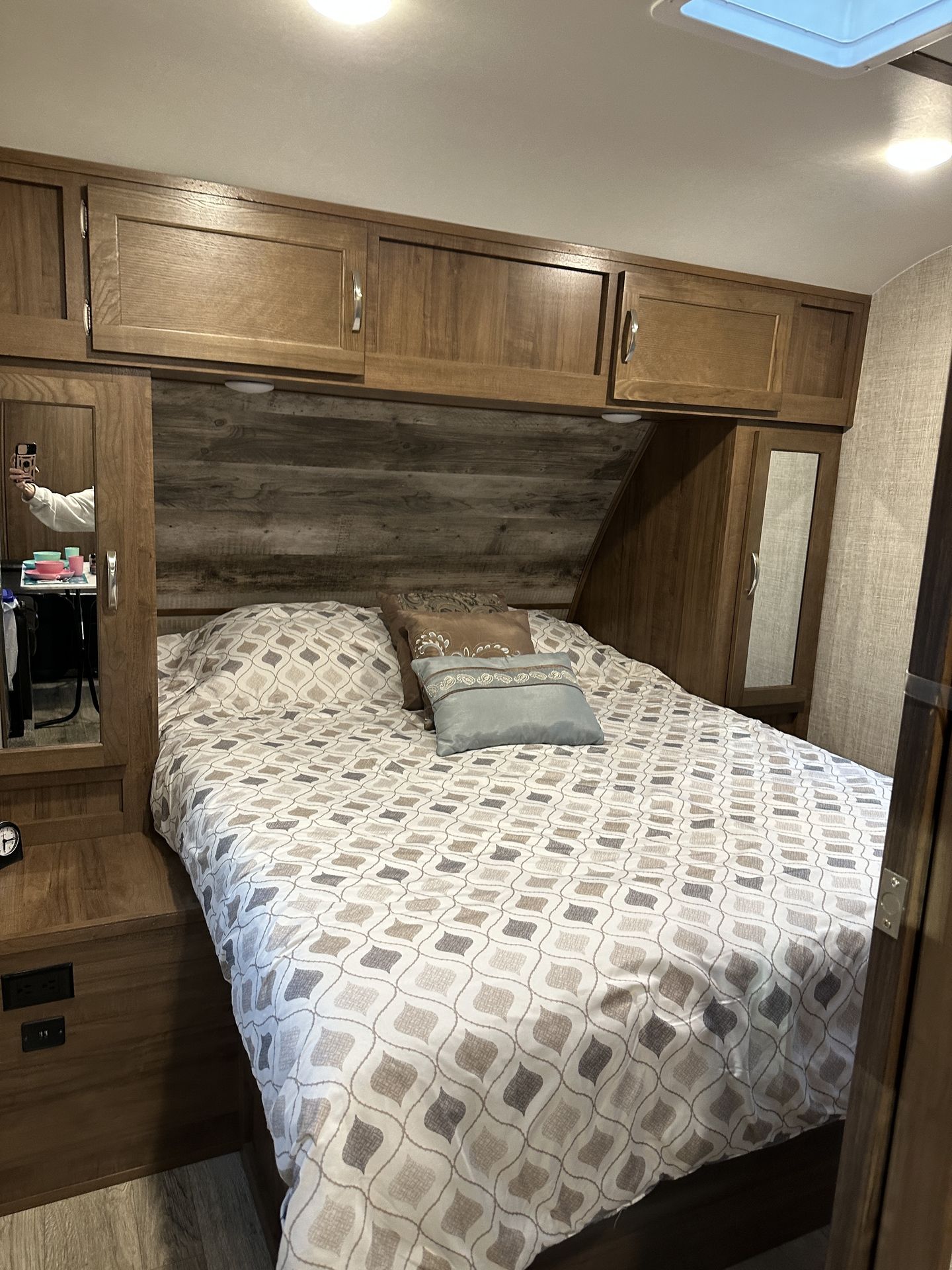 Photo 17 - 2020 Gulfstream Travel Trailer rental photo 19