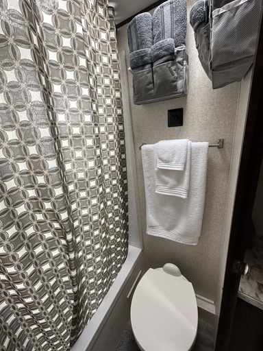 2018 Jayco 26BH Travel Trailer for rent in Hawley, PA