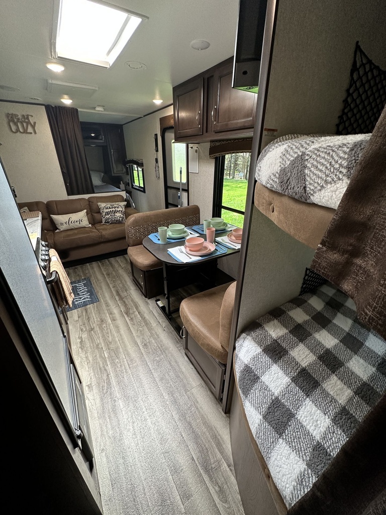 Photo 14 - 2018 Jayco Travel Trailer rental photo 16