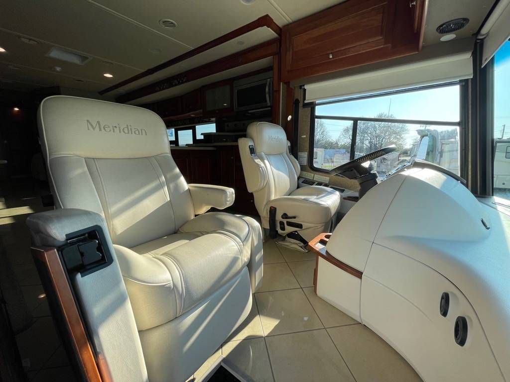 Photo 1 - 2015 Itasca Class A Motorhome rental photo 3