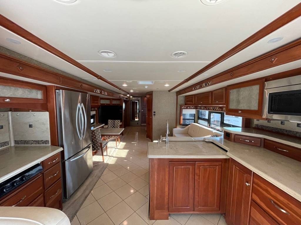 Photo 8 - 2015 Itasca Class A Motorhome rental photo 10
