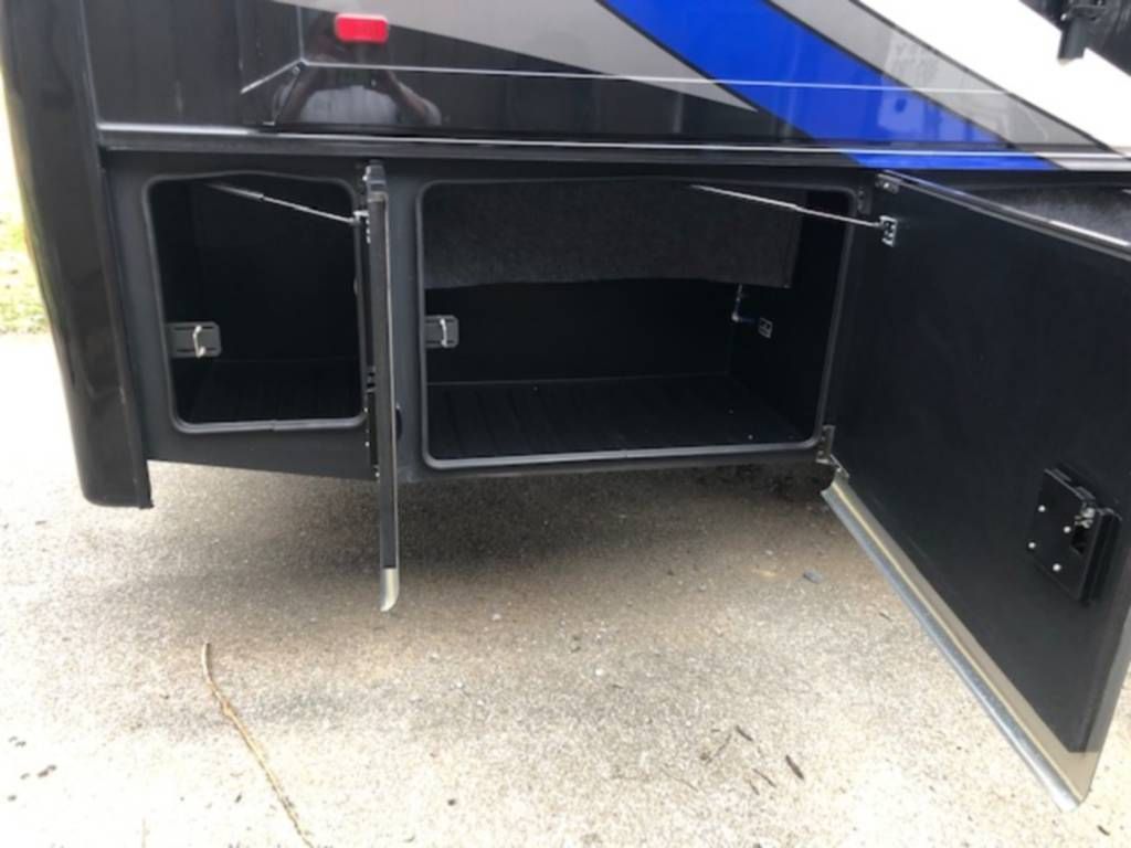 Photo 5 - 2020 Jayco Class C Motorhome rental photo 7