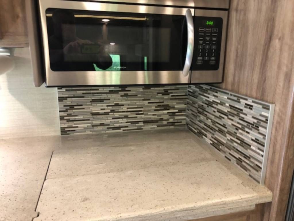 Photo 26 - 2020 Jayco Class C Motorhome rental photo 28