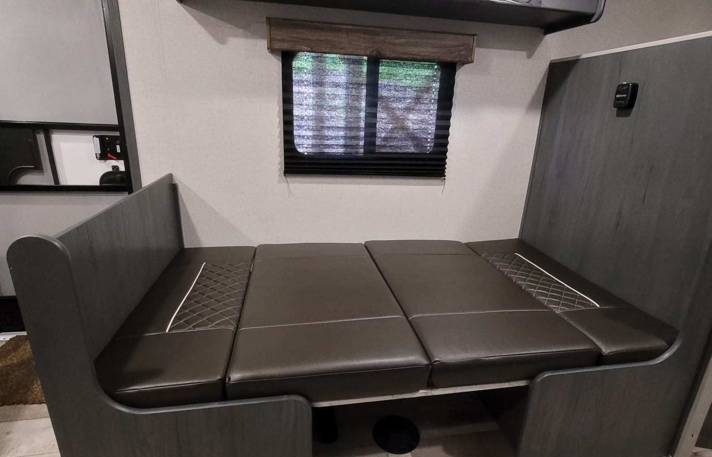 Photo 6 - 2021 Dutchmen Travel Trailer rental photo 8