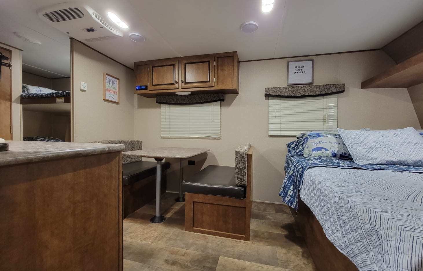 Photo 8 - 2017 Crossroads Travel Trailer rental photo 10
