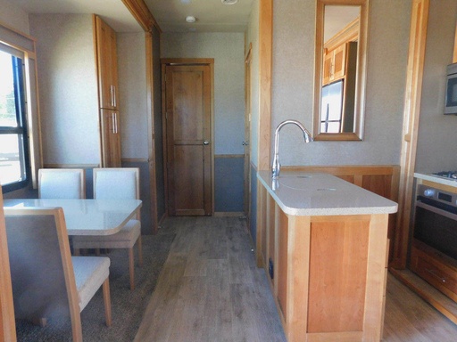 2018 Tiffin VanLeigh Vilano 375FL Fifth Wheel for rent in Oostburg, WI