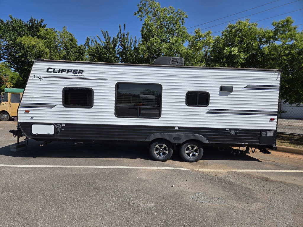 1000011263.jpg - 2018 Coachmen Travel Trailer rental photo 2