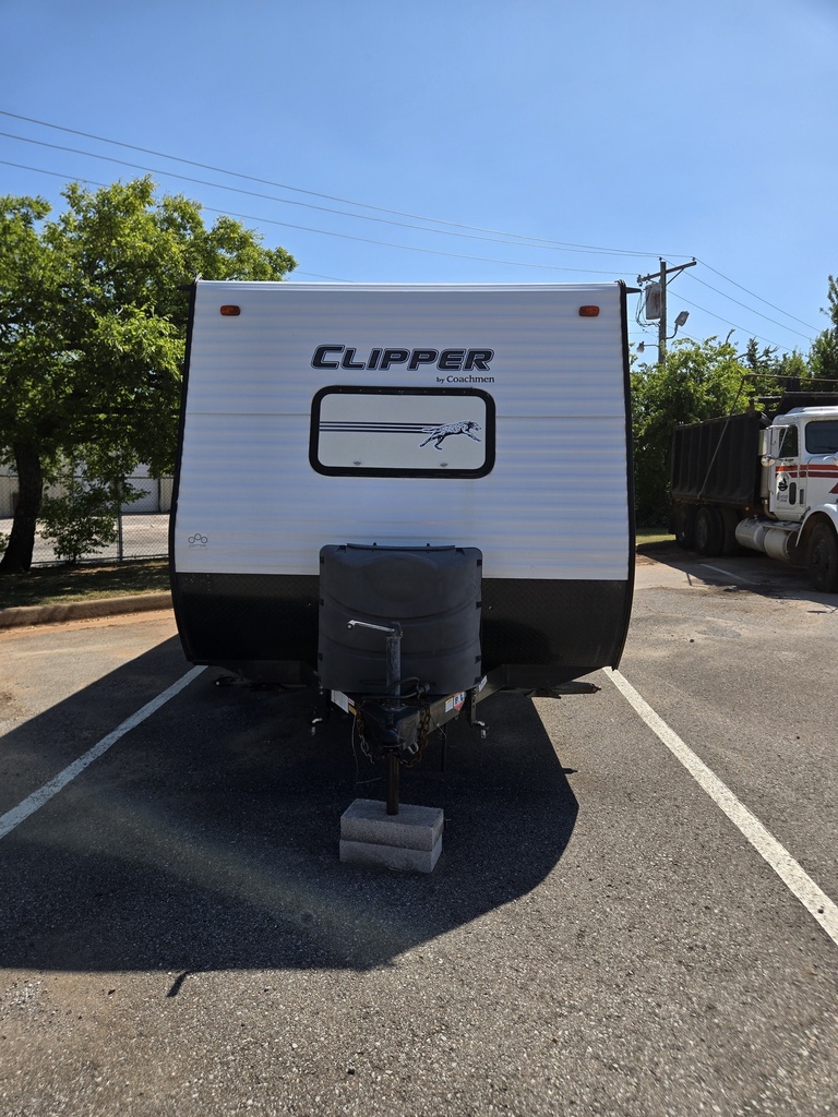 1000011262.jpg - 2018 Coachmen Travel Trailer rental photo 3