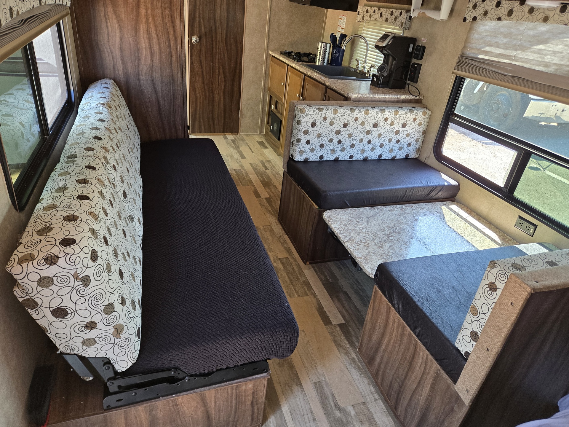 1000011246.jpg - 2018 Coachmen Travel Trailer rental photo 4