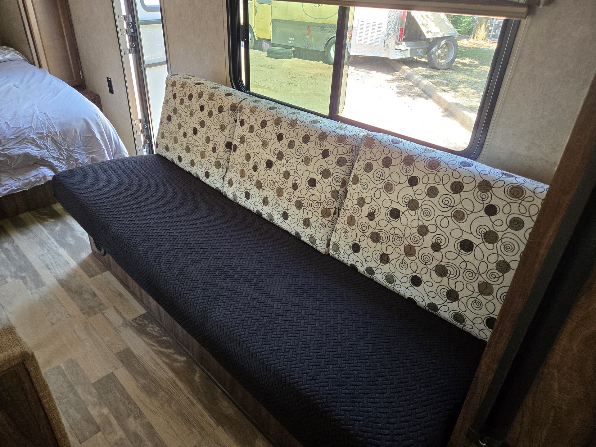 1000011252.jpg - 2018 Coachmen Travel Trailer rental photo 6