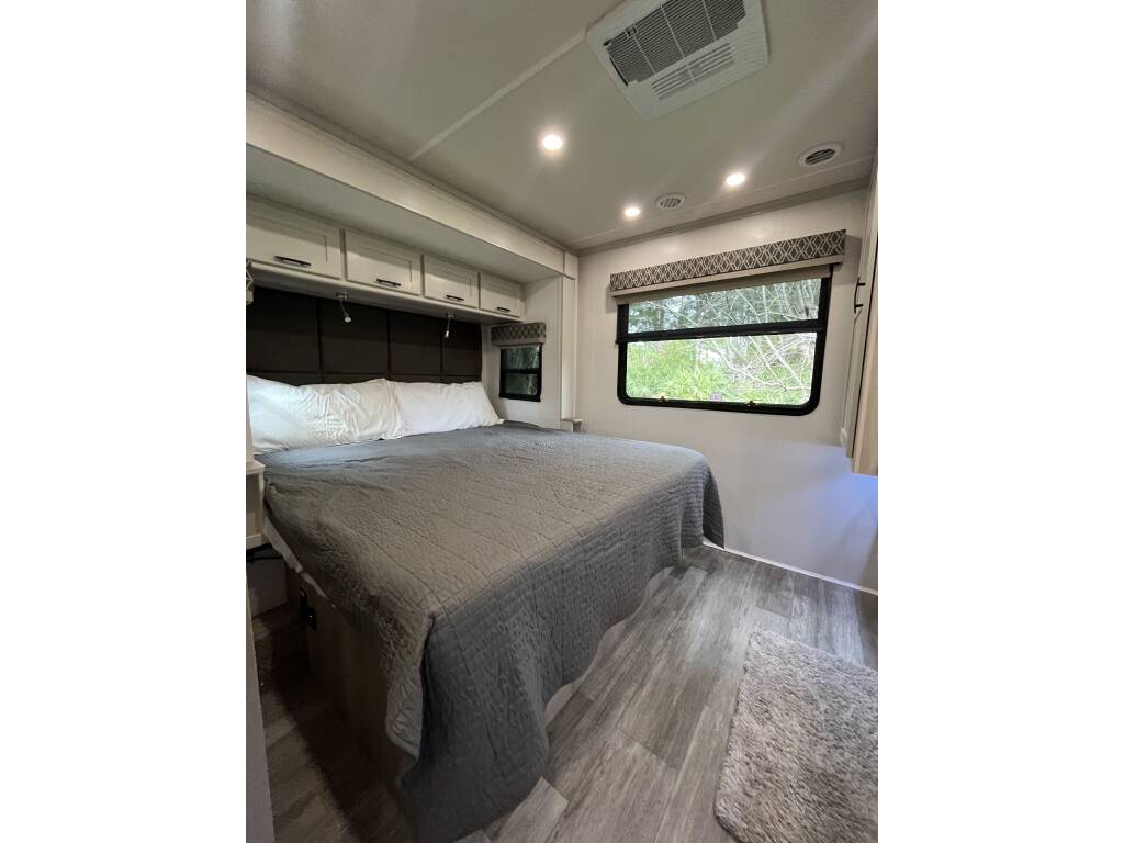673270078b305b71fc3b166b.jpg - 2023 Dynamax Corp Class C Motorhome rental photo 11