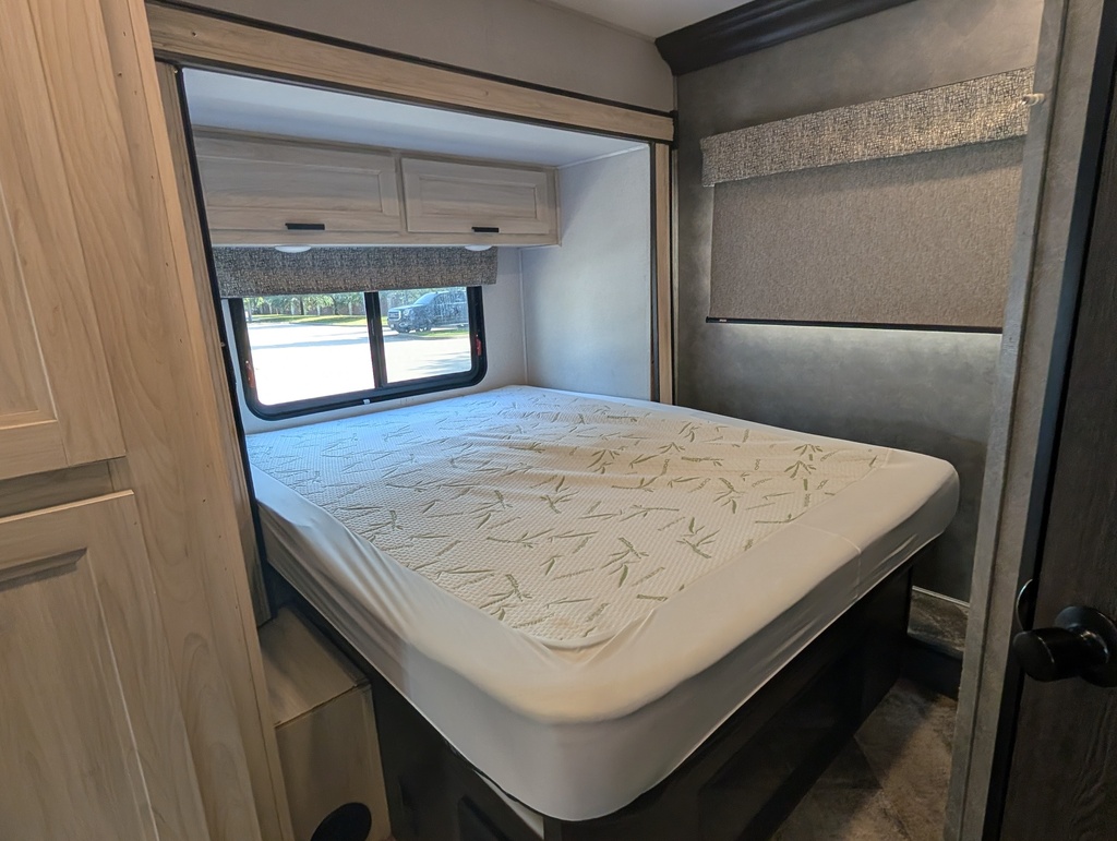 PXL_20260805_143426911.jpg - 2021 Forest River Class C Motorhome rental photo 9