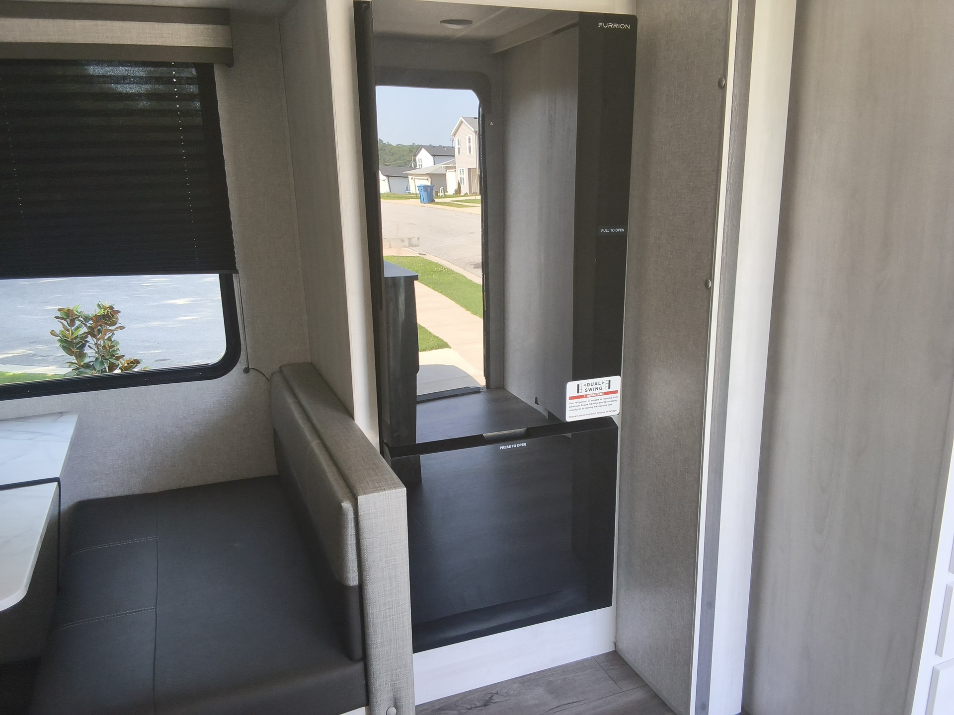 43.jpg - 2025 EAST to WEST Travel Trailer rental photo 6