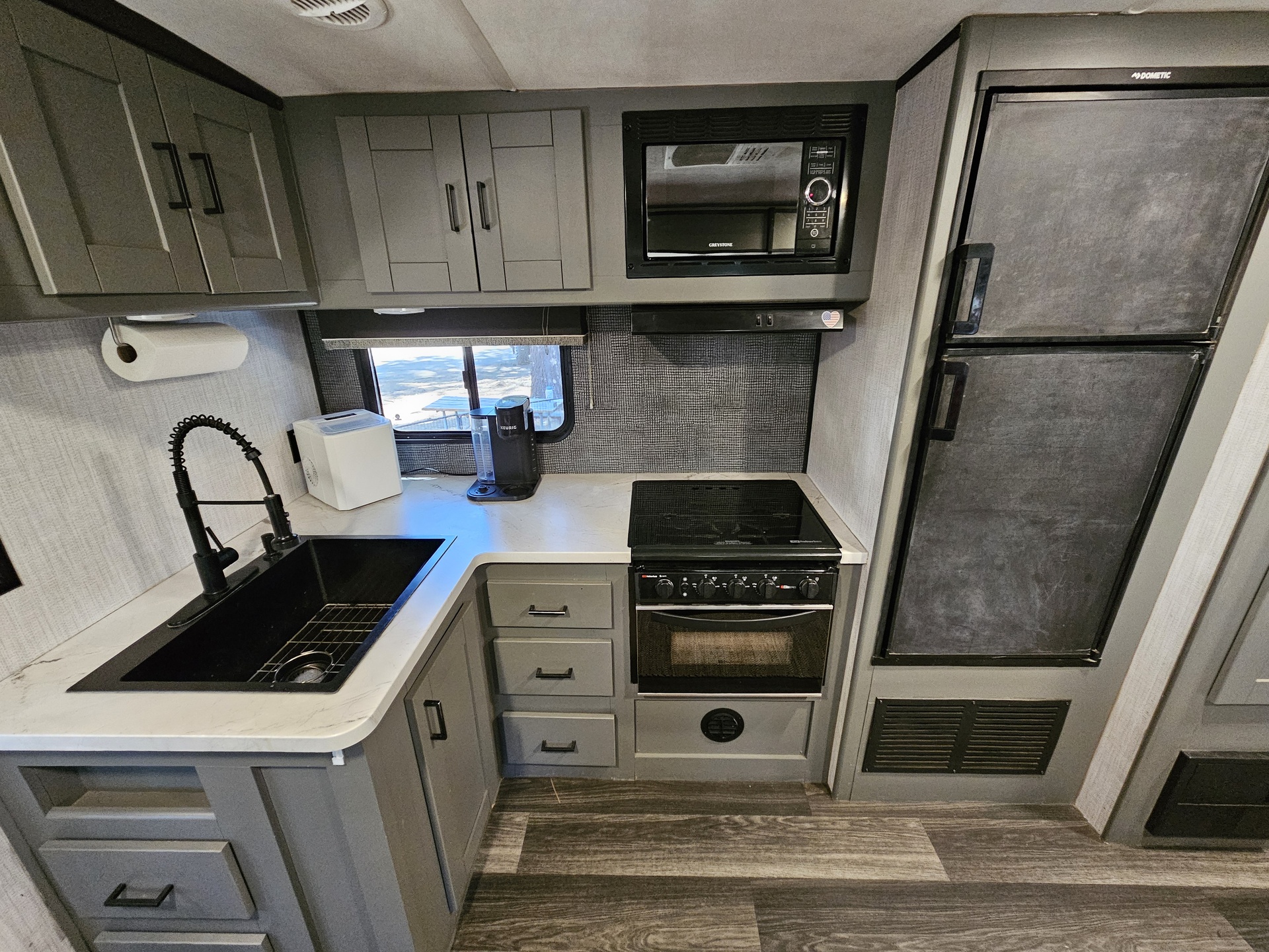7287.jpg - 2020 Heartland Travel Trailer rental photo 6