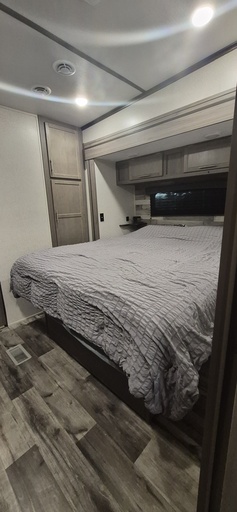 2022 Crossroads Volante Fifth Wheel for rent in Jeffersonville, OH