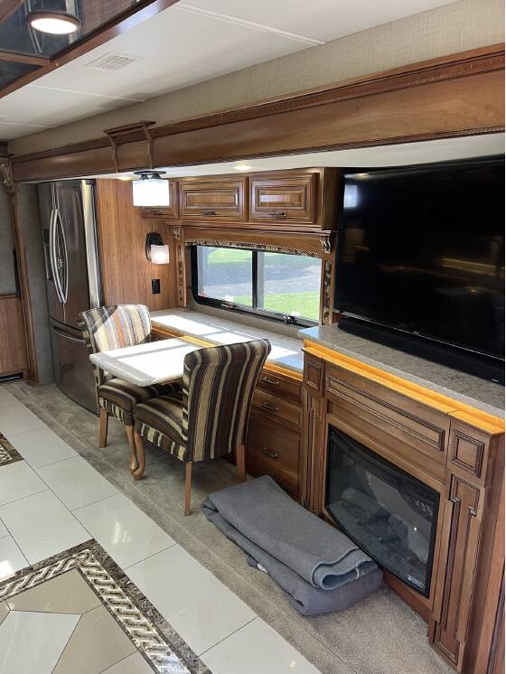 IMG_8914.jpeg - 2017 Entegra Coach Class A Motorhome rental photo 6
