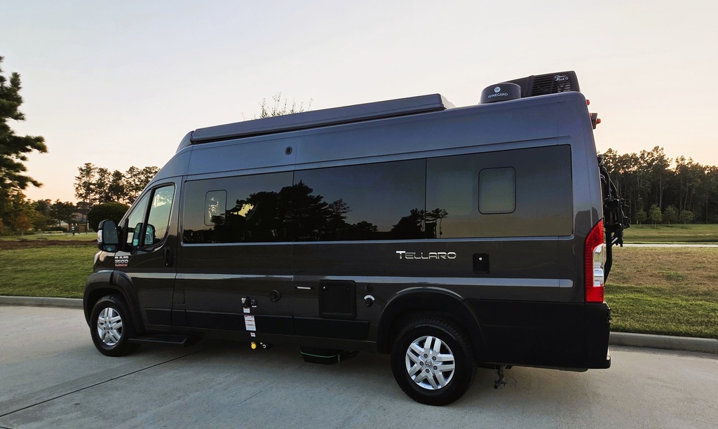 20260802_195834.jpg - 2022 Thor Class B Motorhome rental photo 2
