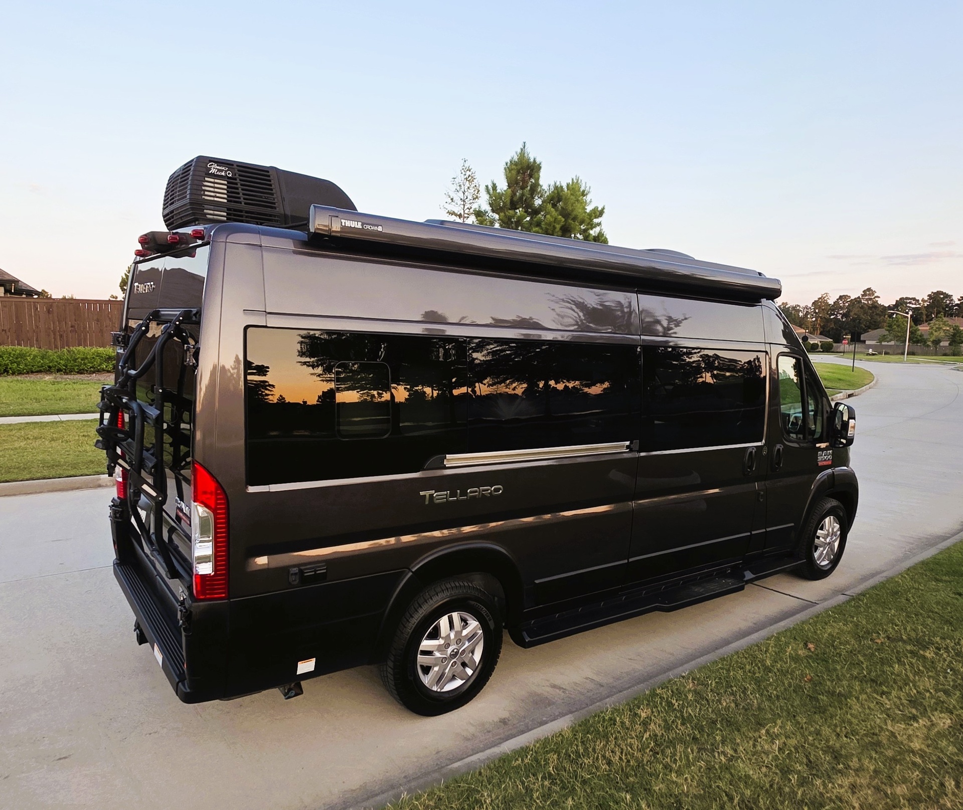 20260802_195850.jpg - 2022 Thor Class B Motorhome rental photo 5