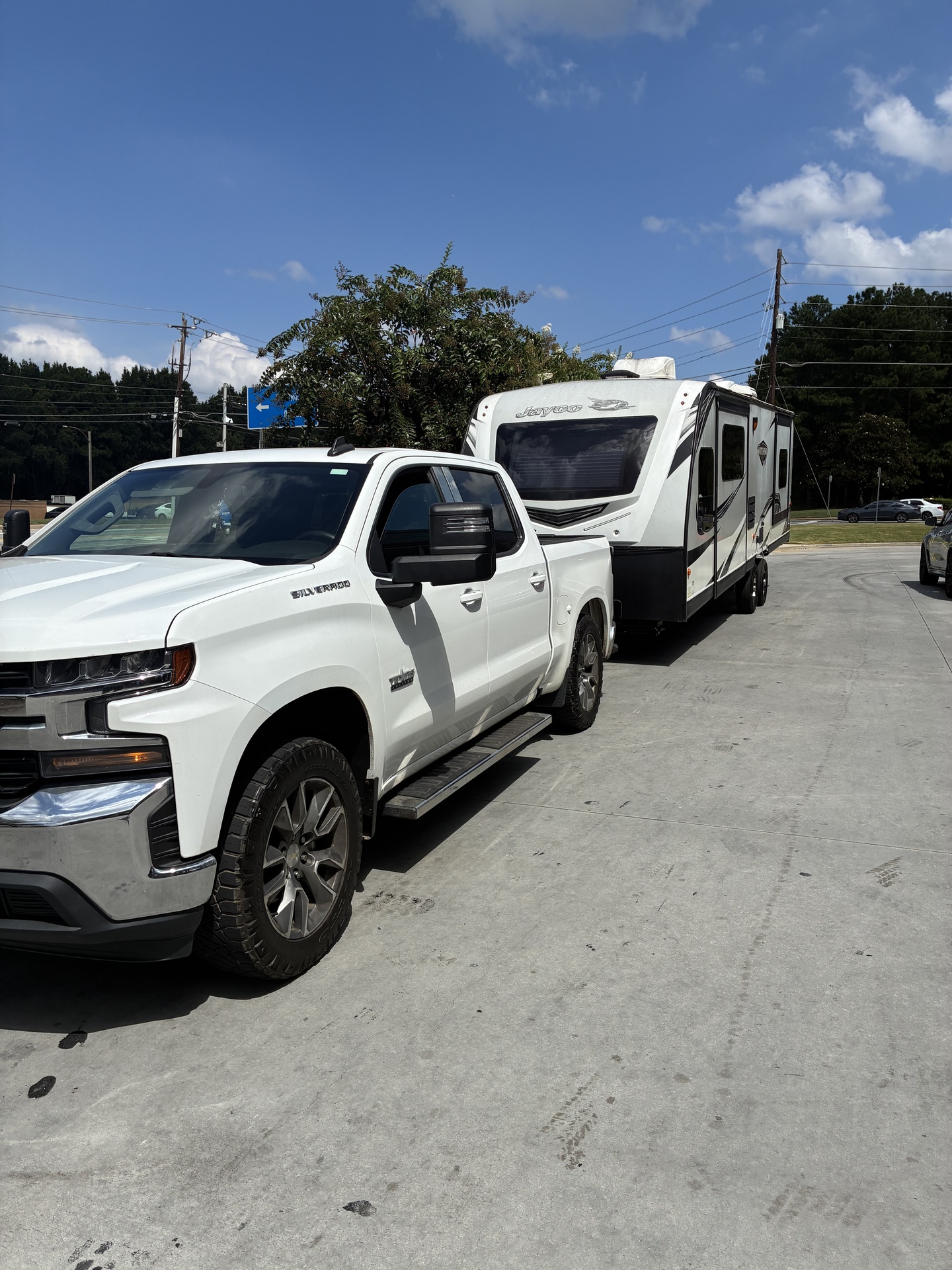 IMG_0801.jpeg - 2020 Jayco Travel Trailer rental photo 5