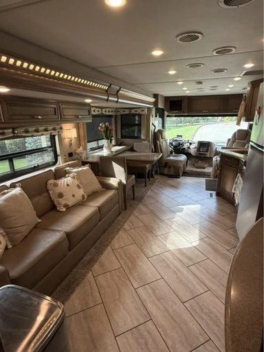 2021 NEWMAR BAY STAR 3609 Class A Motorhome for rent in Austin, TX
