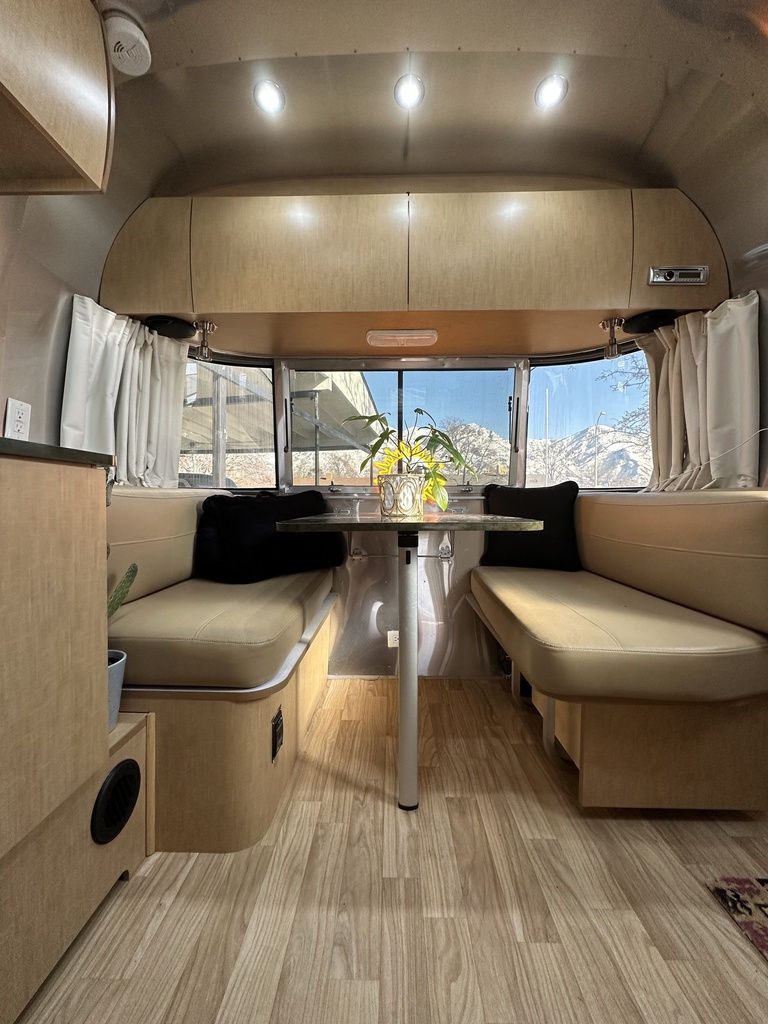 IMG_2100.jpeg - 2017 Airstream Travel Trailer rental photo 2