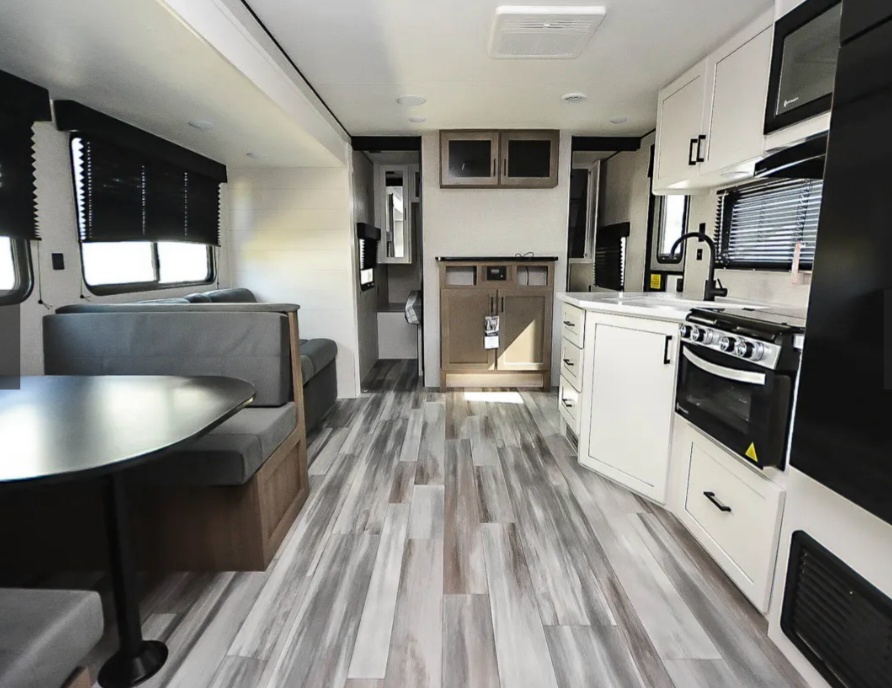 3520.jpg - 2025 Jayco Travel Trailer rental photo 6