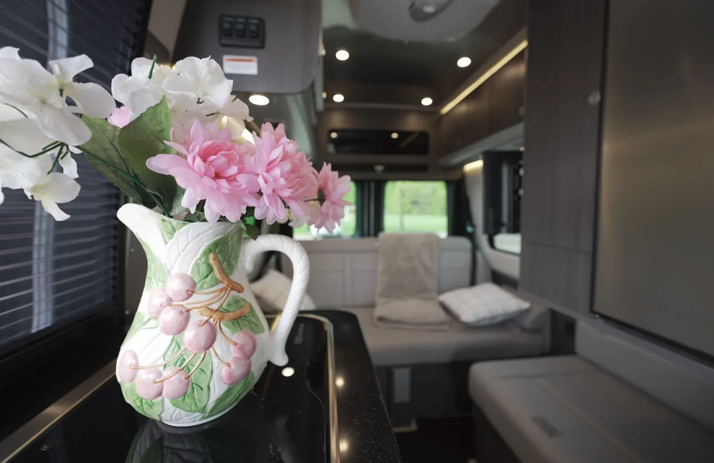 IMG7.png - 2022 Airstream Class B Motorhome rental photo 8