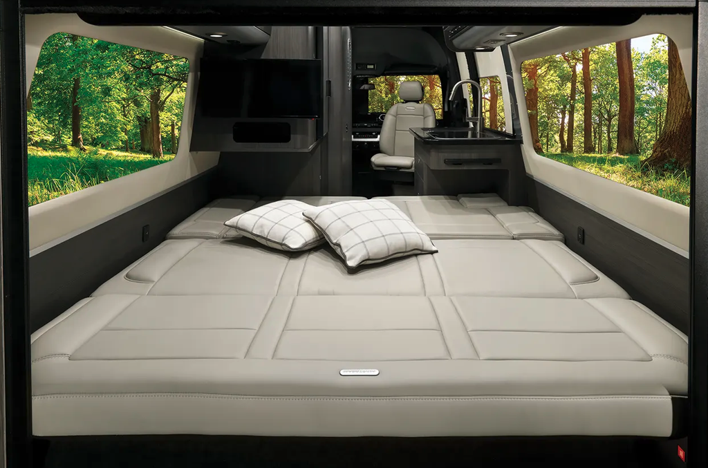 IMG14.png - 2022 Airstream Class B Motorhome rental photo 14