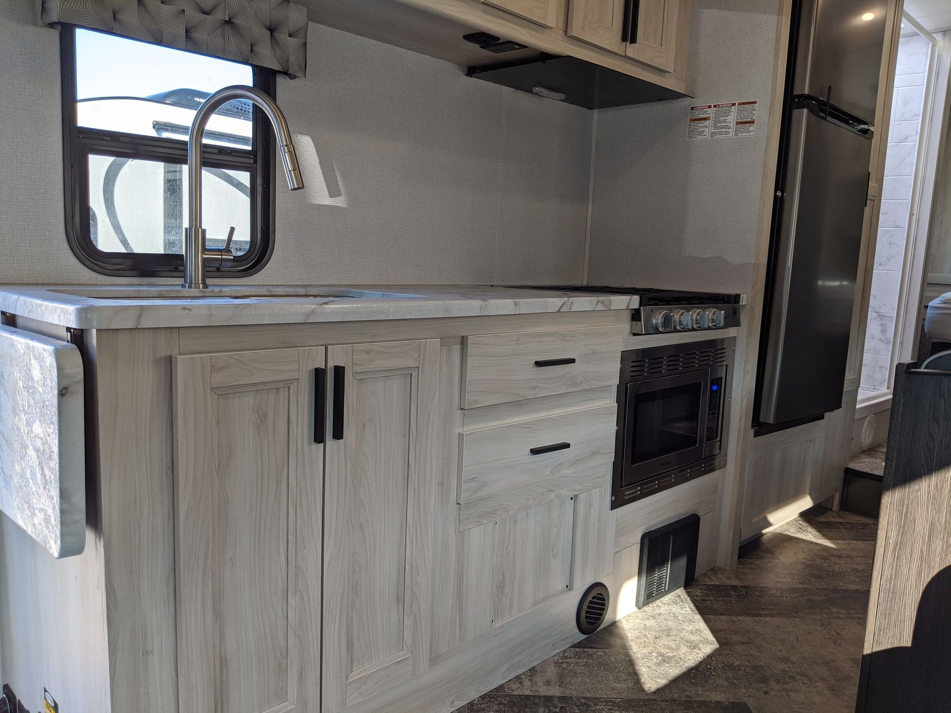 Photo 9 - 2024 Forest River Class C Motorhome rental photo 11