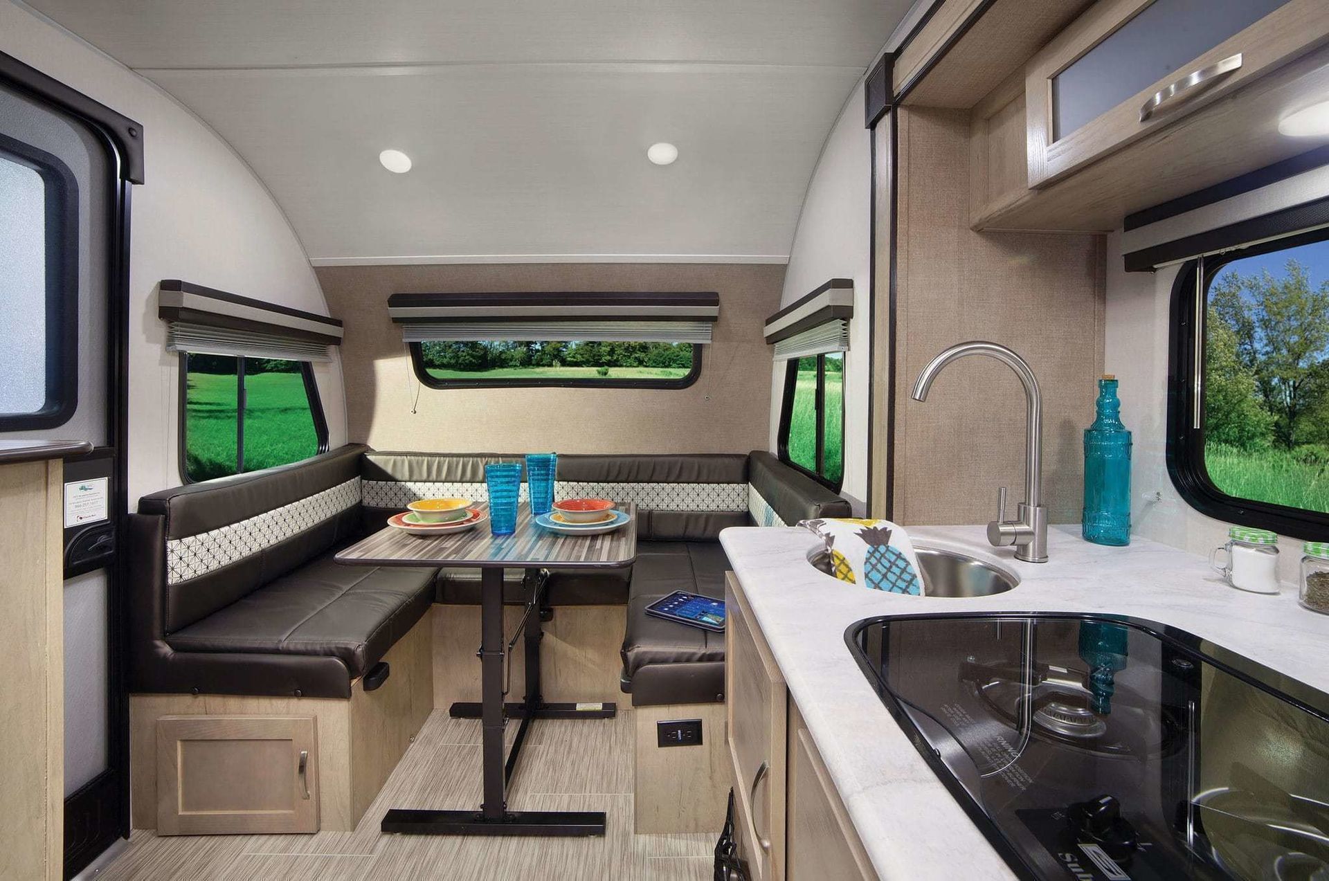 Photo 5 - 2024 Forest River Travel Trailer rental photo 7