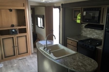 Photo 5 - 2015 Cruiser Rv Travel Trailer rental photo 7