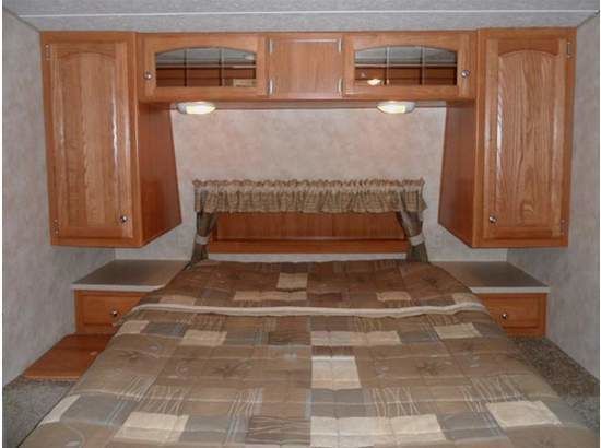 Photo 5 - 2007 Palomino Travel Trailer rental photo 7