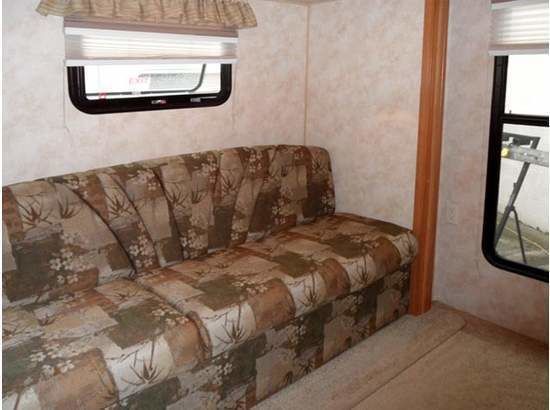 Photo 7 - 2007 Palomino Travel Trailer rental photo 9