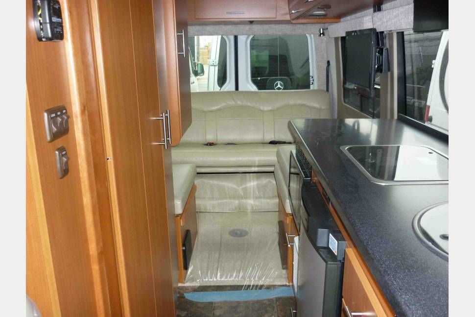Photo 6 - 2013 Winnebago Class B Motorhome rental photo 8