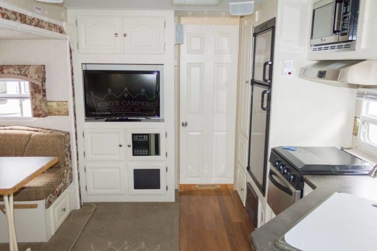 Photo 18 - 2007 Forest River Travel Trailer rental photo 20