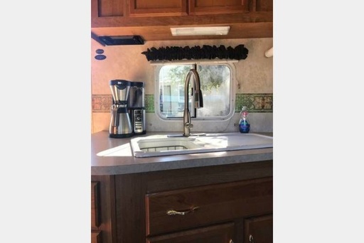 2003 Coachmen Chaparral Fifth Wheel for rent in San Miguel, CA