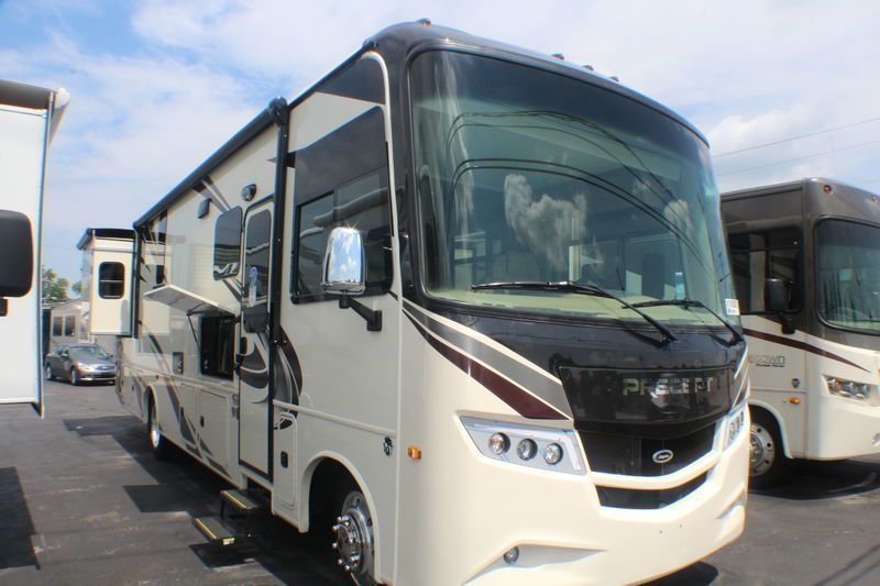 Photo 3 - 2016 Ford Class A Motorhome rental photo 5